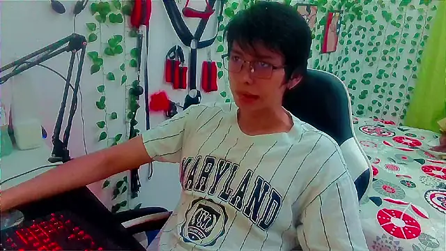 Snapshot of Andy_gray chatting on February 3, 2026, 10:42 am Andy gray online show from February 3, 2026, 10:42 am