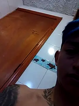 neru76 online show from March 10, 2026, 5:39 pm