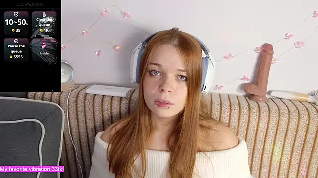 ValBae online show from November 27, 2025, 10:10 pm