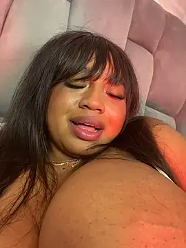 ailynBlaze online show from February 5, 2025, 9:25 am