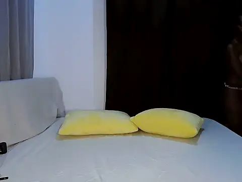 Sugarr   online show from September 14, 2025, 10:10 pm