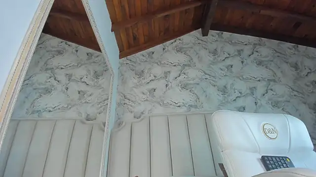 Pamela Moreno  online show from April 7, 2026, 10:33 pm