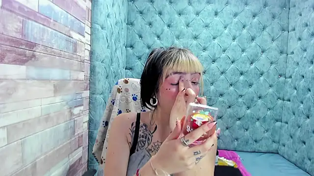 Samantha Smiith online show from January 9, 2026, 4:19 am