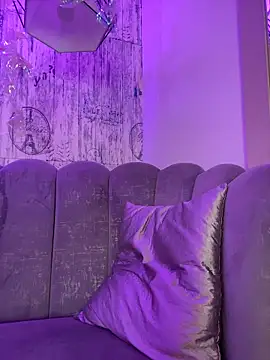 Snapshot of AbyThompson chatting on November 20, 2025, 6:52 pm AbyThompson online show from November 20, 2025, 6:52 pm