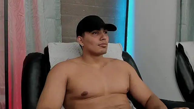 JamesGraay online show from December 20, 2025, 8:17 am