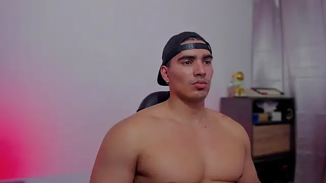 JamesGraay online show from February 10, 2026, 4:11 am