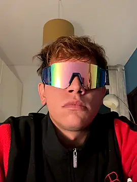 Snapshot of calleaaaa chatting on November 9, 2025, 6:34 pm calleaaaa online show from November 9, 2025, 6:34 pm