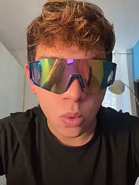 Snapshot of calleaaaa chatting on November 13, 2025, 11:14 am calleaaaa online show from November 13, 2025, 11:14 am