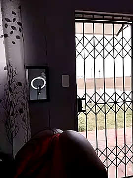 Snapshot of MelStar18xxx chatting on February 15, 2026, 7:51 am MelStar18xxx online show from February 15, 2026, 7:51 am