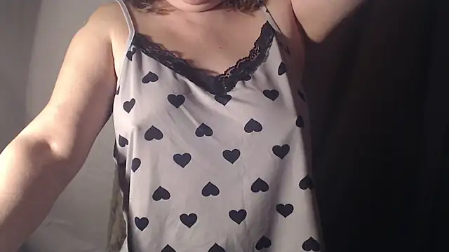 1BECHA1 online show from December 22, 2025, 2:22 am