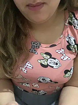 yassminsexy22 online show from February 4, 2026, 12:44 pm