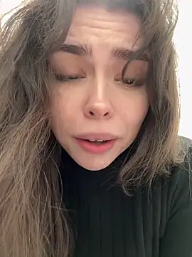 pantyless online show from February 5, 2026, 12:39 am