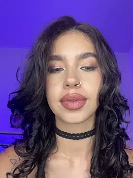 Snapshot of MarianaSnake chatting on November 20, 2025, 2:45 am MarianaSnake online show from November 20, 2025, 2:45 am