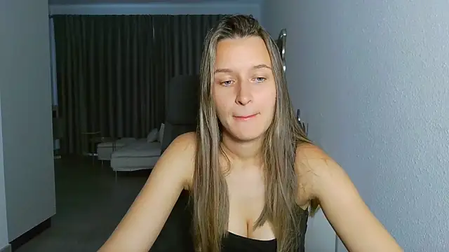 Submissive love online show from October 13, 2025, 3:35 pm