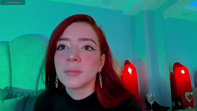 sweeet peach online show from October 17, 2025, 10:22 pm