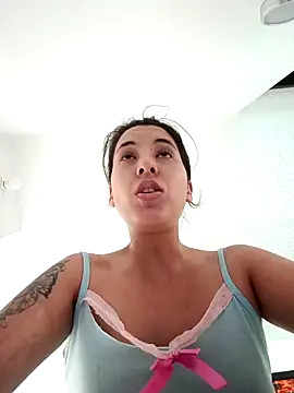 Snapshot of Bonny_Klote chatting on February 12, 2025, 5:58 pm Bonny Klote online show from February 12, 2025, 5:58 pm