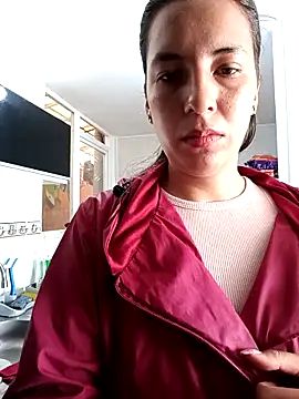 Snapshot of Bonny_Klote chatting on March 18, 2025, 3:55 pm Bonny Klote online show from March 18, 2025, 3:55 pm