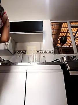 Bonny Klote online show from November 27, 2025, 2:50 pm