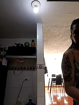 Bonny Klote online show from November 4, 2025, 1:37 pm