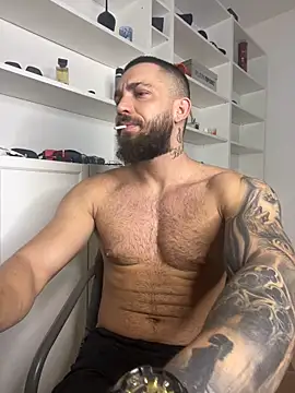 Snapshot of LoveIsBlind_ chatting on September 23, 2025, 3:57 am LoveIsBlind online show from September 23, 2025, 3:57 am
