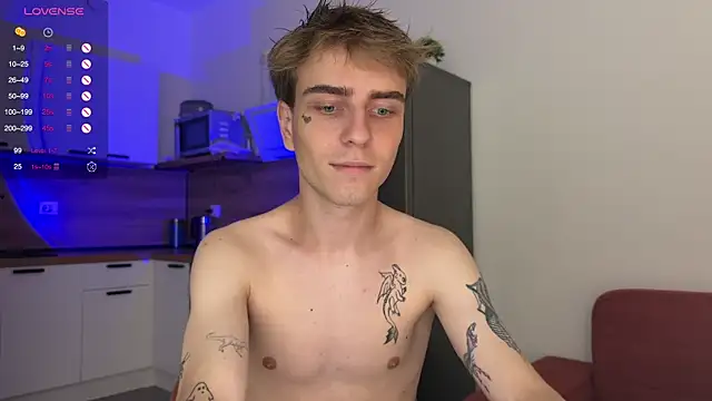 Snapshot of Marcus_Lovrov chatting on September 26, 2025, 2:46 pm Marcus Lovrov online show from September 26, 2025, 2:46 pm
