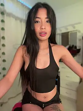 Snapshot of lina_pink chatting on July 2, 2026, 11:55 pm lina pink online show from July 2, 2026, 11:55 pm