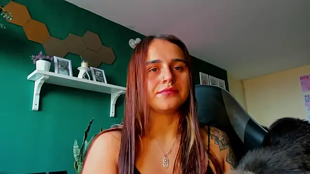 evy orange1 online show from May 8, 2026, 4:22 pm