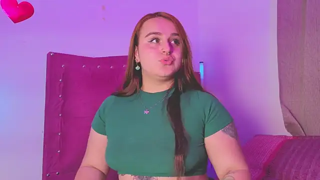 Snapshot of evy_orange1 chatting on October 12, 2025, 2:13 am evy orange1 online show from October 12, 2025, 2:13 am