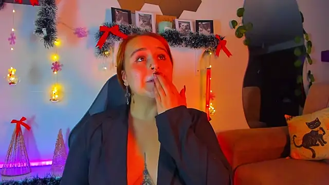 evy orange1 online show from December 16, 2025, 12:37 am