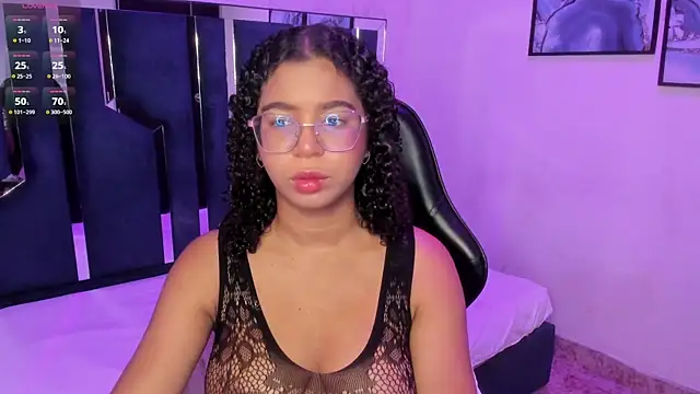 MilaHall  online show from February 25, 2026, 4:34 am