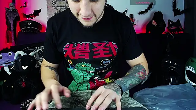 blckwolf 6 online show from October 12, 2025, 3:35 pm