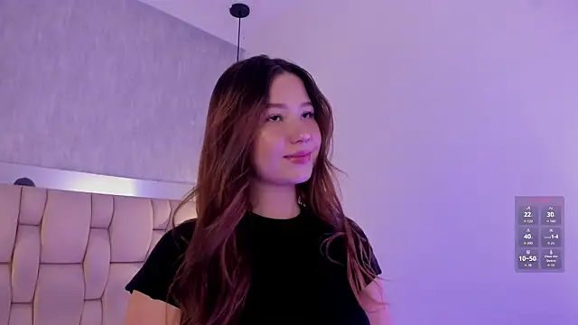 Snapshot of Roxie-Summers11 chatting on May 27, 2026, 4:14 pm Roxie-Summers11 online show from May 27, 2026, 4:14 pm