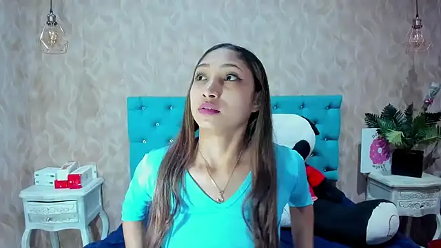 Snapshot of MadelineDoll chatting on October 28, 2025, 11:09 am MadelineDoll online show from October 28, 2025, 11:09 am