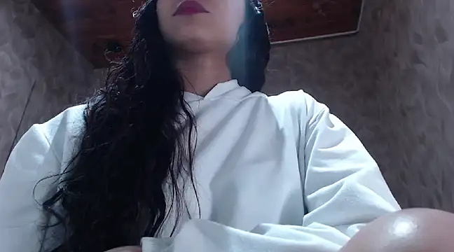 Snapshot of MadelineDoll chatting on March 13, 2025, 4:34 pm MadelineDoll online show from March 13, 2025, 4:34 pm