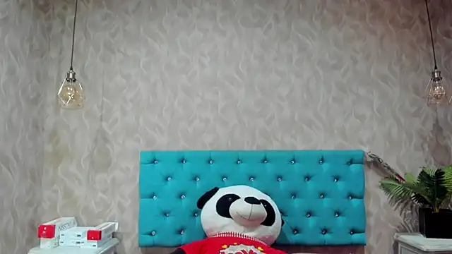 Snapshot of MadelineDoll chatting on October 11, 2025, 10:49 am MadelineDoll online show from October 11, 2025, 10:49 am