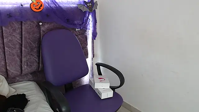 Penelope Fox14 online show from October 12, 2025, 1:01 pm