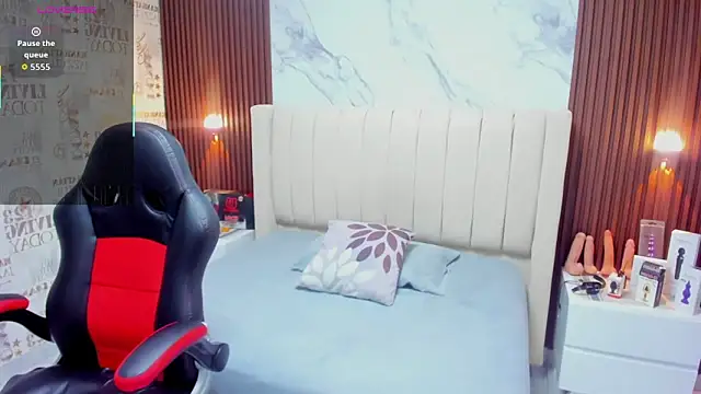 CAMILAGRAY online show from February 5, 2026, 12:01 pm