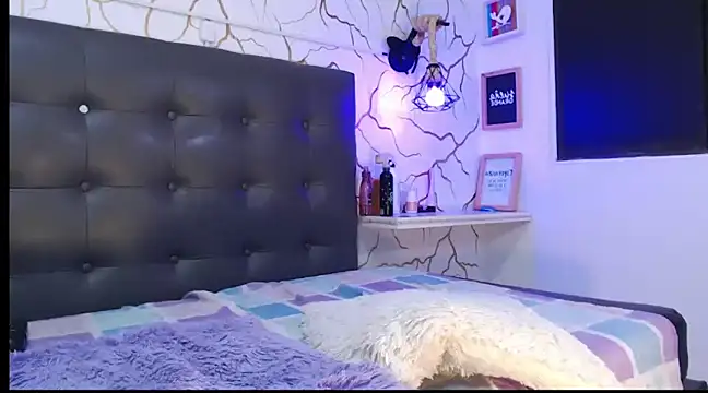 Snapshot of aixaangeels chatting on March 22, 2025, 8:29 am aixaangeels online show from March 22, 2025, 8:29 am