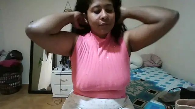 Snapshot of Ivon-09 chatting on April 26, 2026, 4:26 pm Ivon-09 online show from April 26, 2026, 4:26 pm