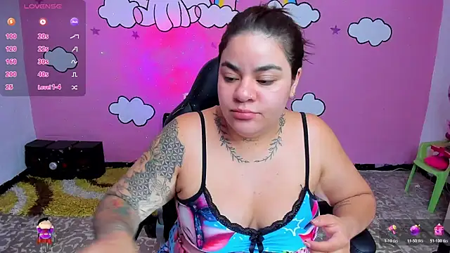 Sharon hils online show from April 7, 2026, 1:02 pm