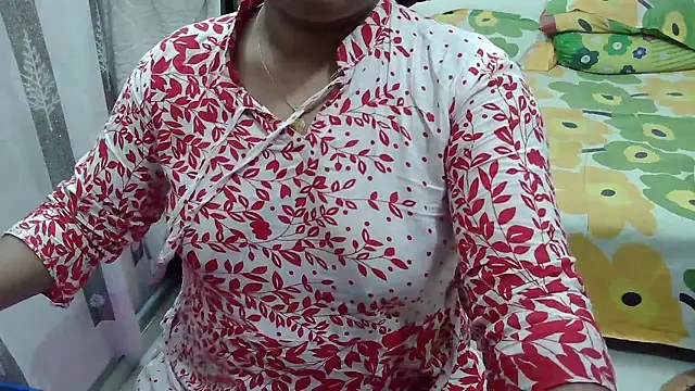 SweetGirlRani143 online show from October 10, 2025, 11:11 am