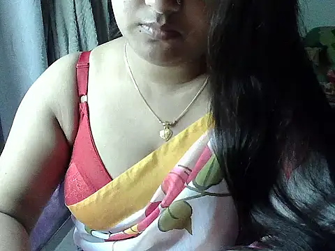 SweetGirlRani143 online show from October 7, 2025, 3:46 pm