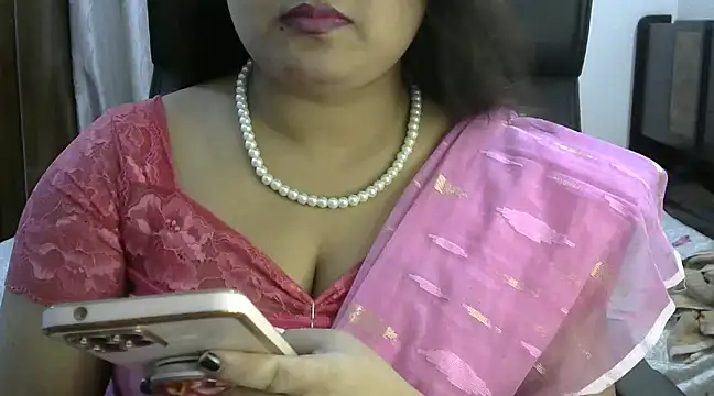 SweetGirlRani143 online show from December 2, 2024, 6:49 pm