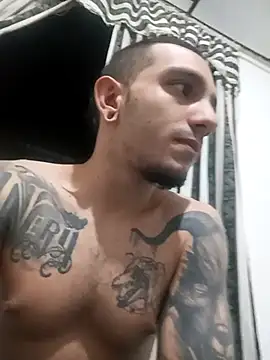 Snapshot of HornetBigDickonYou chatting on March 11, 2025, 1:16 am HornetBigDickonYou online show from March 11, 2025, 1:16 am