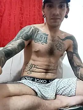 Snapshot of HornetBigDickonYou chatting on January 29, 2025, 5:09 am HornetBigDickonYou online show from January 29, 2025, 5:09 am