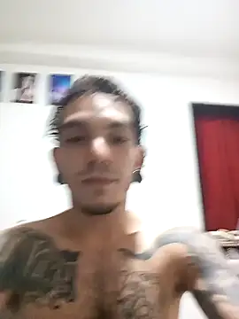 Snapshot of HornetBigDickonYou chatting on December 5, 2024, 12:47 am HornetBigDickonYou online show from December 5, 2024, 12:47 am