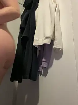 Snapshot of goddessbigbum chatting on October 31, 2025, 12:40 am goddessbigbum online show from October 31, 2025, 12:40 am