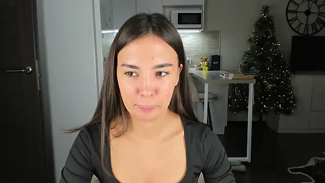 nilliluv online show from December 5, 2025, 8:28 pm