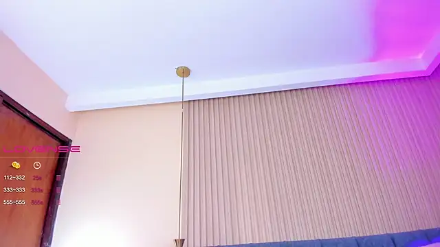 kathecute   online show from March 13, 2025, 1:54 am