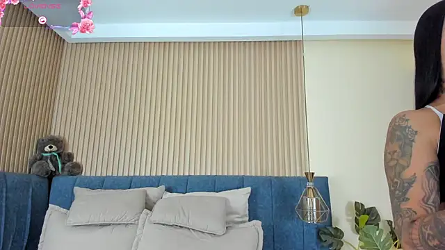 kathecute   online show from May 29, 2026, 1:44 am